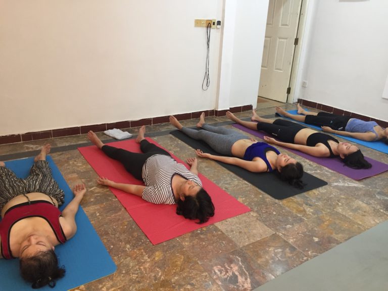 Thông tin khóa học Sivananda Yoga sắp mở – Cơ hội học thử miễn phí cho các bạn mới bắt đầu