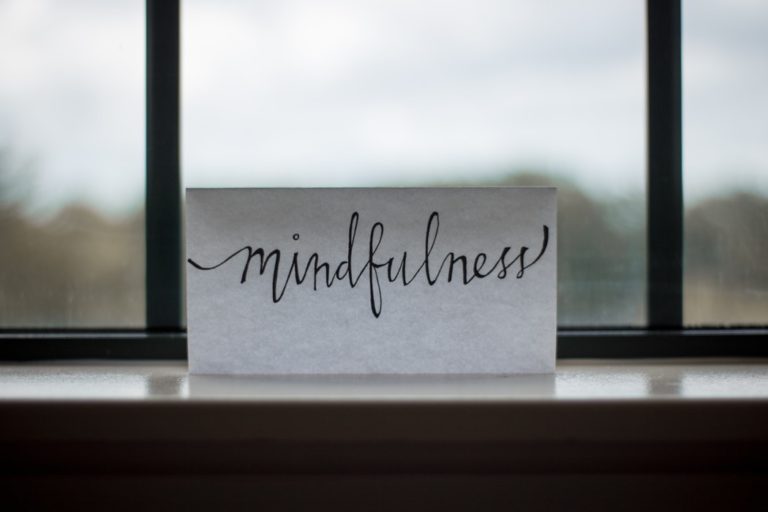 Mantra ngày chủ nhật 08/04/2018: Luôn luôn giữ “Beginner’s mind” khi tập yoga