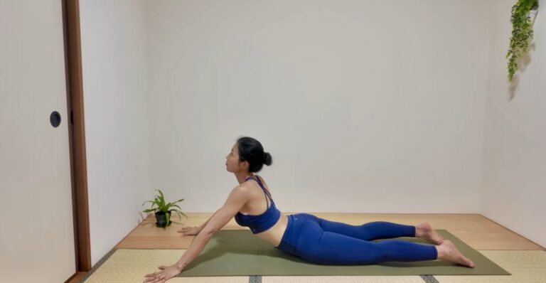 [Yoga trị liệu] Bài tập cải thiện tư thế cho người ngồi nhiều – gù lưng – lệch vai
